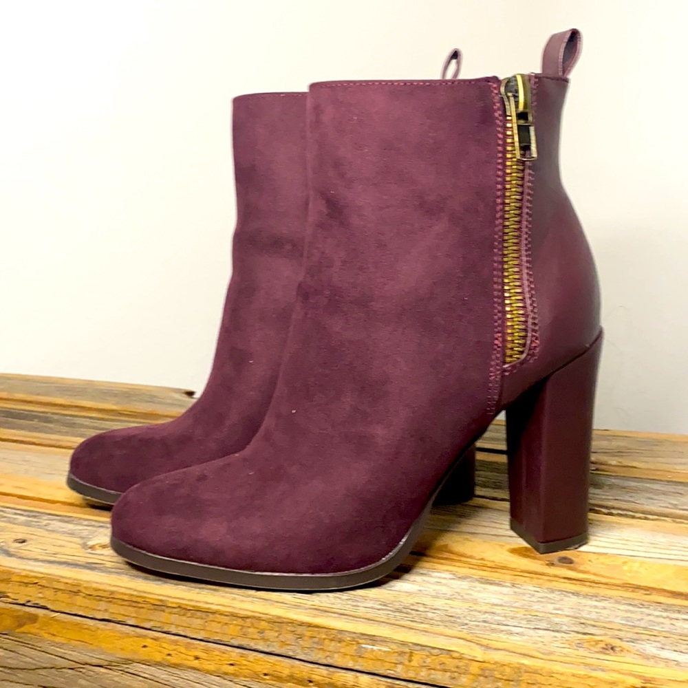 Bordeaux Booties 6.5